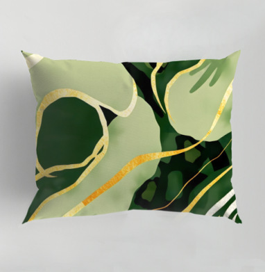Золотые изгибы на зеленом анималистичном фоне / Golden curves on green animal background, Подушка декоративная 50х70 см
