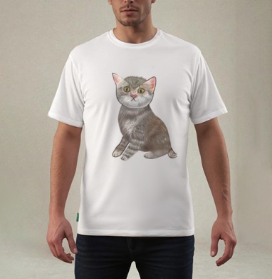 Котенок испуганный сидит задумчиво в ожидании, Футболка мужская REGULAR белая