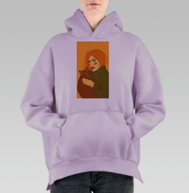 Молодая рыжеволосая девушка с кошкой в руках яркого макияжа, Hoodie Oversize Fiolet, утепленная